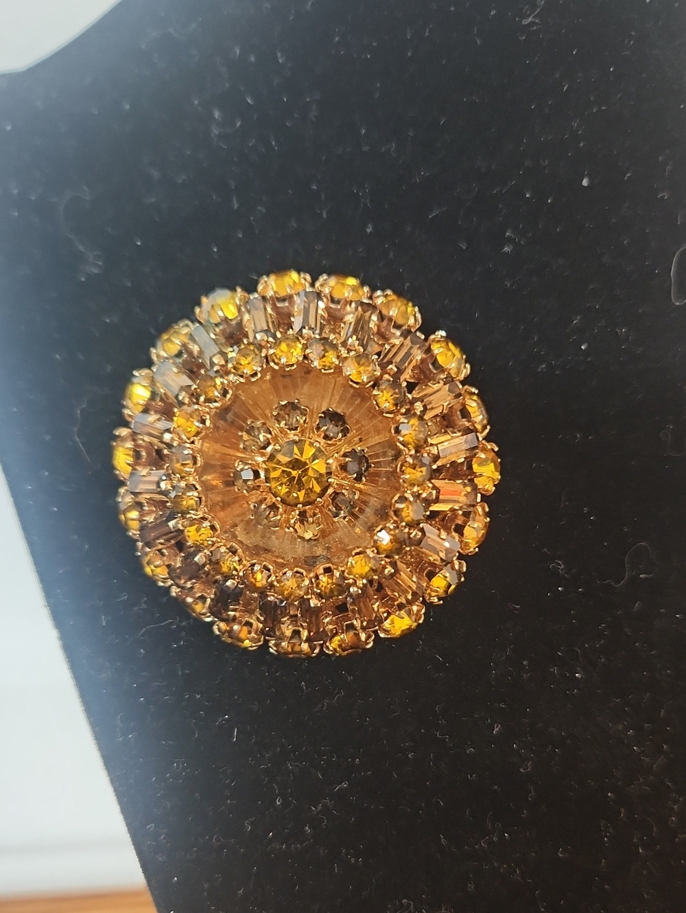Czech Amber Crystal Round Brooch - Women Jewelry